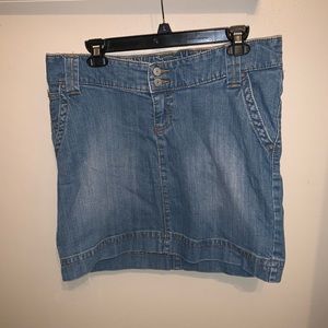 Maternity jean skirt, size 8